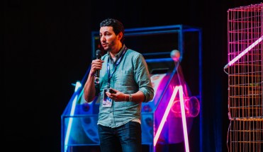 Mehdi Ramdani, rédacteur en chef de LinkedIn Actualités France